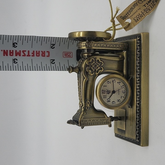 1991- Sewing Machine Clock NWT - Picture 6 of 8